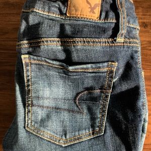 American Eagle blue jeans